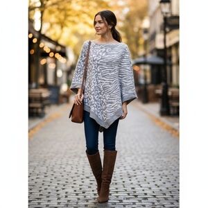 Barefoot Dreams Cream and Gray Animal Print Poncho
